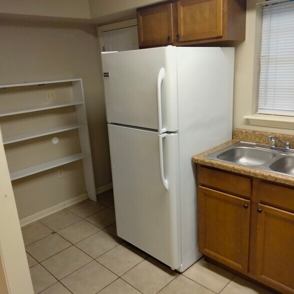 Building Photo - 1726 Brightside Dr