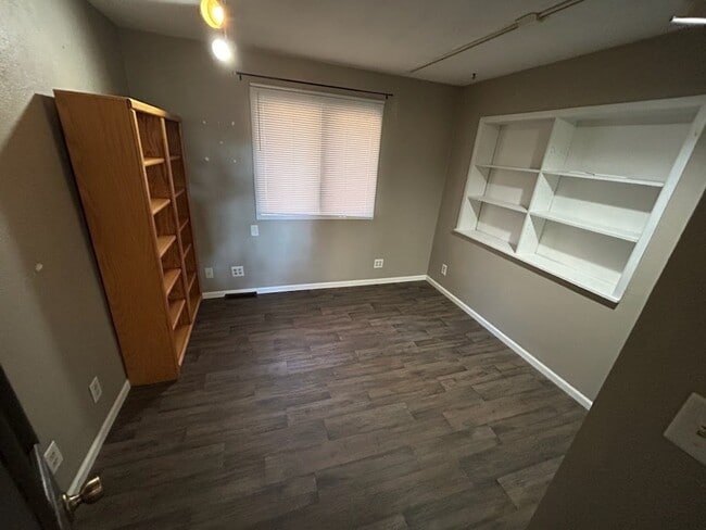 Building Photo - 52153 Clover Trail