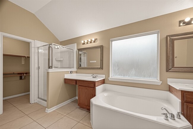 Building Photo - 9022 Clearwood Landing Blvd