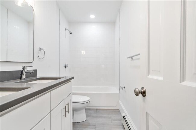 Building Photo - 34 Healey St