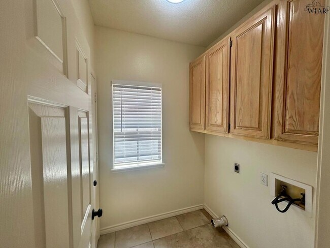 Building Photo - 2820 Judson Cir