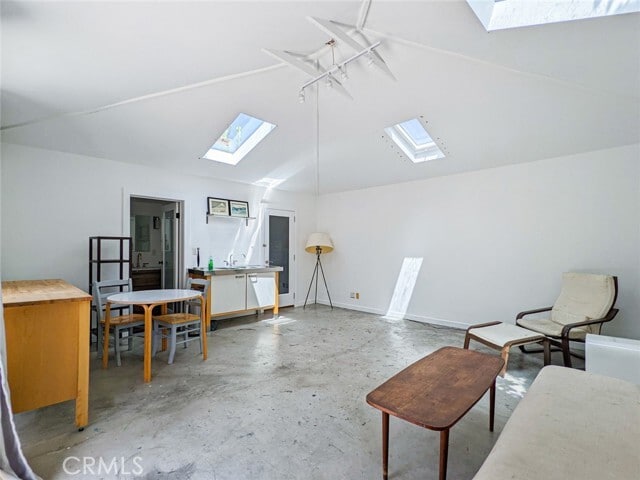 Building Photo - 1113 Amoroso Pl