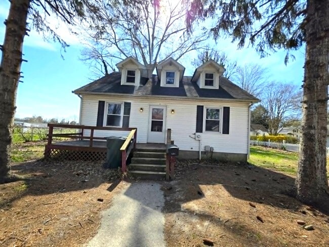 Building Photo - 406 Grove Pl