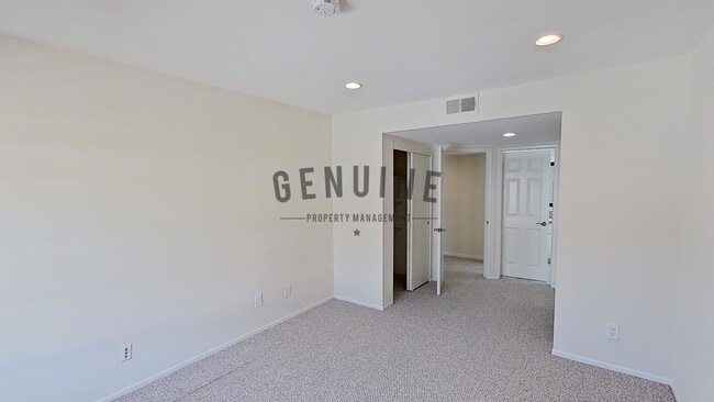 Building Photo - Coming Soon: Charming 2 Bed 2 Bath Condo i...