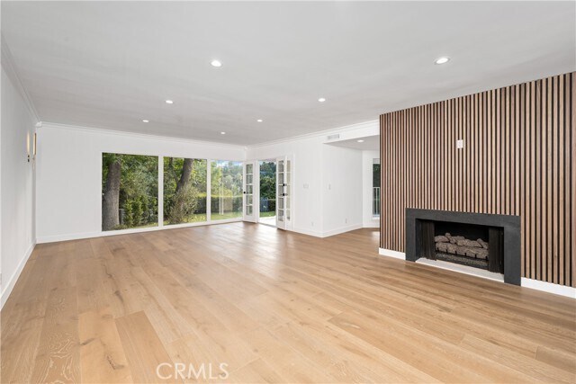 Building Photo - 4620 Encino Ave