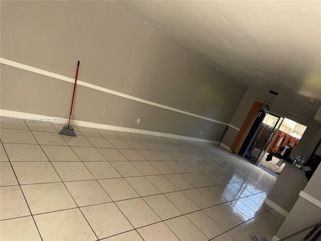 Building Photo - 2021-2029 NW 59th Ave