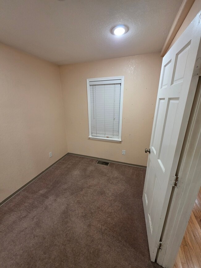 Building Photo - 212 Broadway Blvd SE