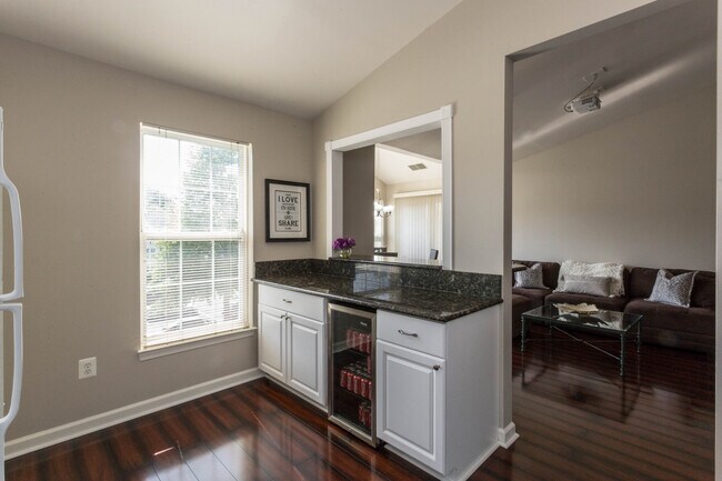 Building Photo - 7507 Snowpea Ct