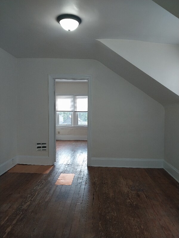 Building Photo - 3517 Clifton Ave