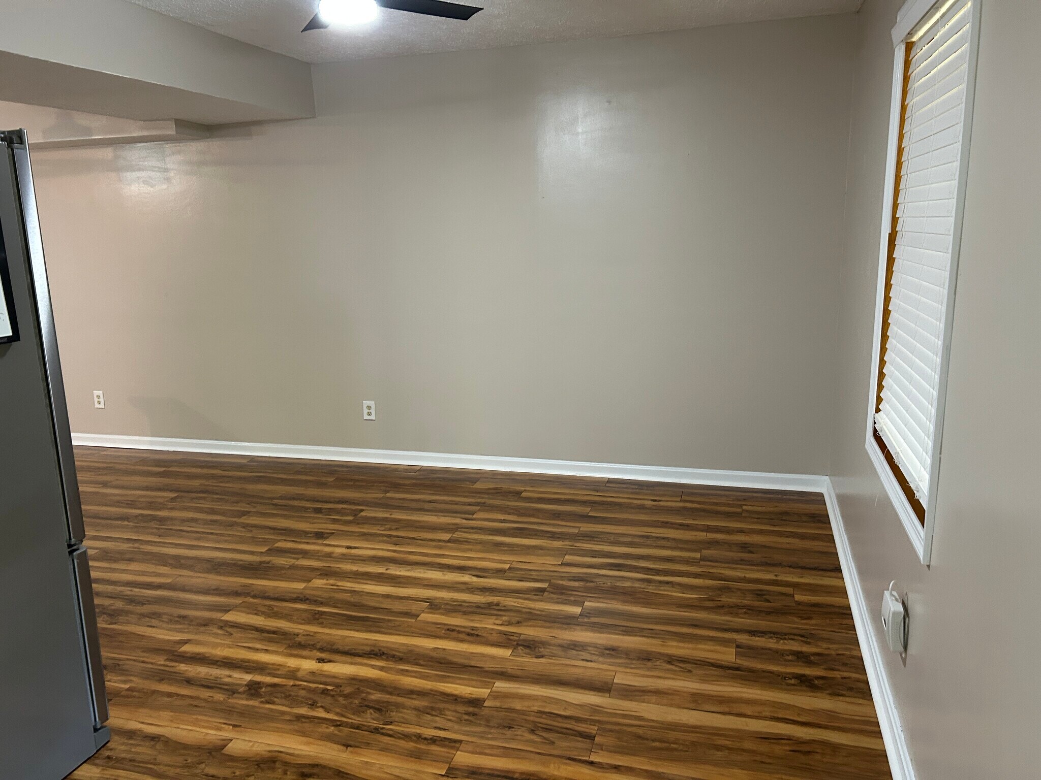 Building Photo - 22889 Kimberly Ct