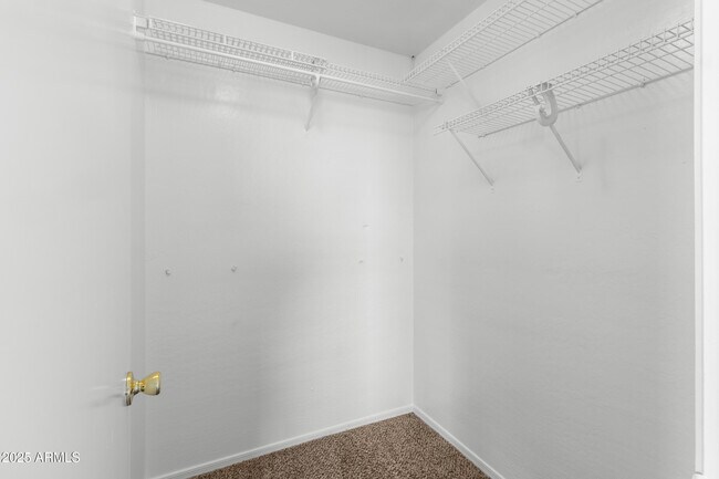 Building Photo - 2416 S 90th Glen