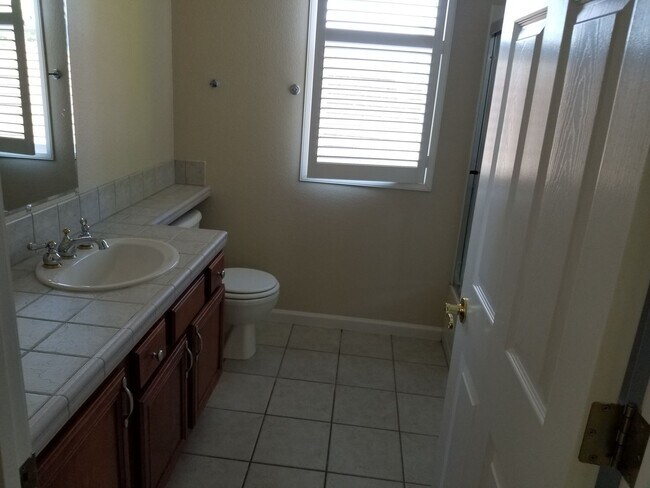 Building Photo - 7431 Earlsmoore Dr