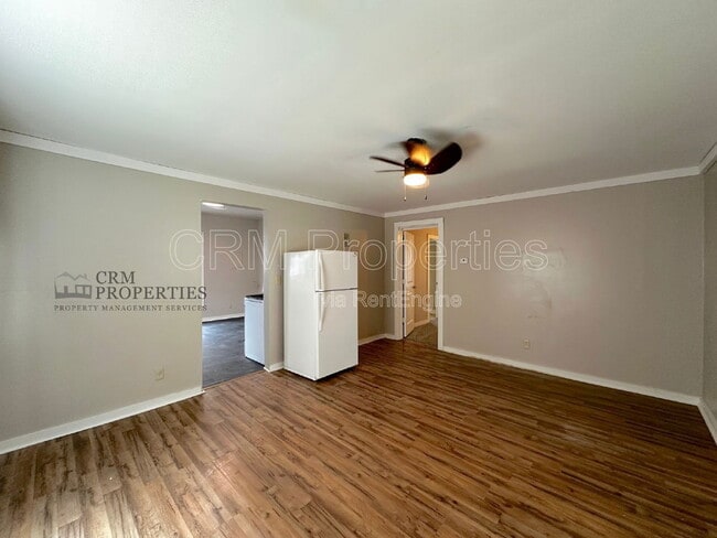 Building Photo - 1519 N Purdum St