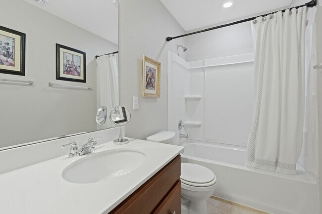 Building Photo - 476 Sheepshank Dr