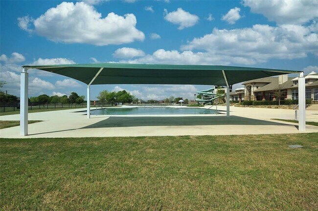 Building Photo - 14525 Kira Ln