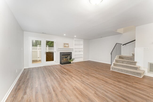 Building Photo - Everything You Need. All Right Here at Lak...