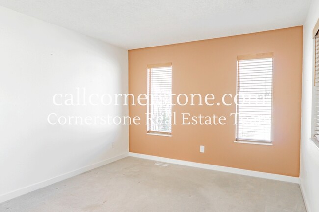 Building Photo - 419 S Chelton Rd