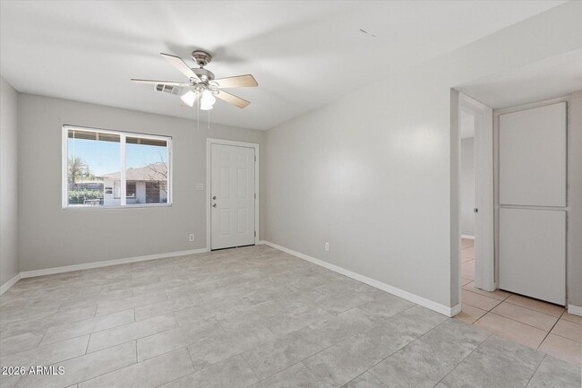 Building Photo - 1202 N 49th Pl