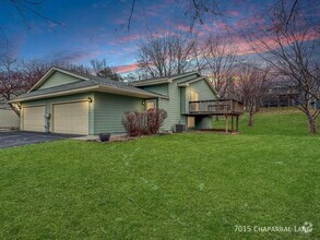 Building Photo - 4br 2ba 2cg ~ Security Deposit Free Altern...