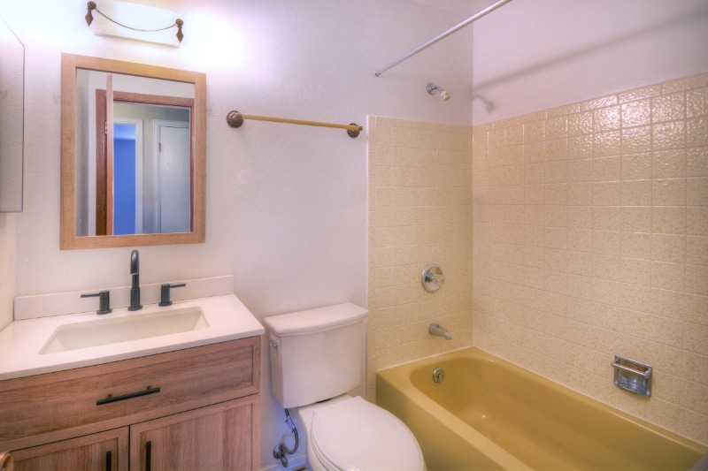 Building Photo - 6475 Pawnee Cir