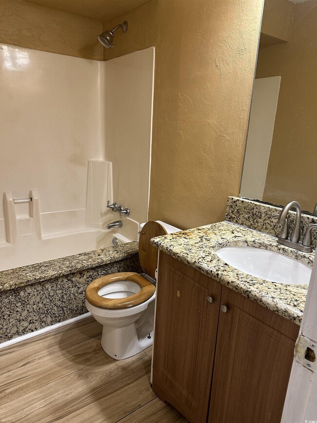 Building Photo - 405 Cambridge Cir