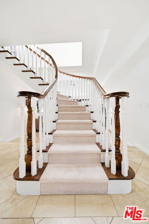 Building Photo - 4115 Laurelgrove Ave