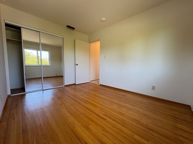 Building Photo - Charming Palo Alto Home with Beautiful Lan...