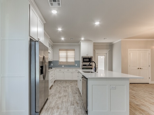 Building Photo - 6322 NW 178th Ter