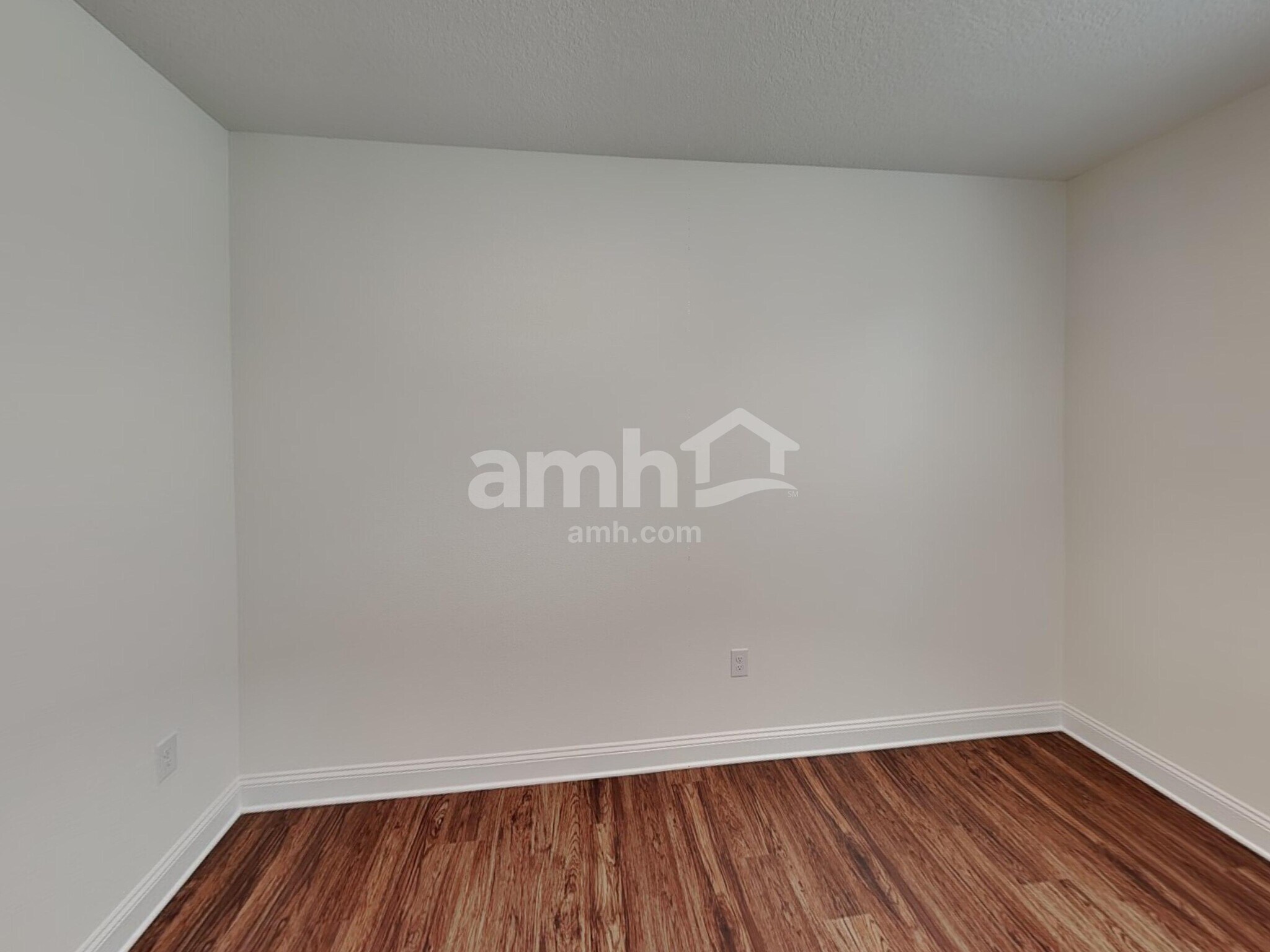 Building Photo - 264 Onate Cir