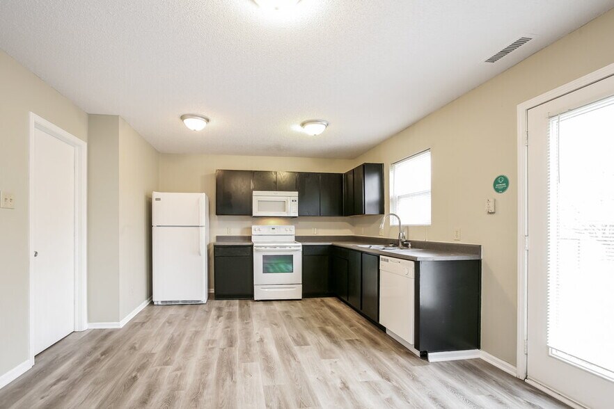 Building Photo - 9205 Middlebury Way