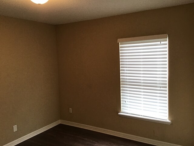 Building Photo - 1680 Austin Ln