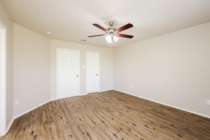 Building Photo - 5738 Red Canyon