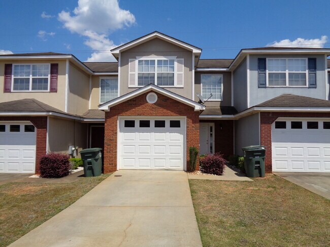 Primary Photo - Dunwoody Townhomes