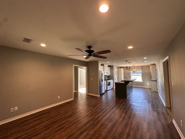 Building Photo - 11365 AR-237