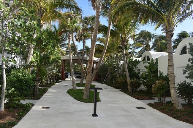 Building Photo - 6365 Collins Ave