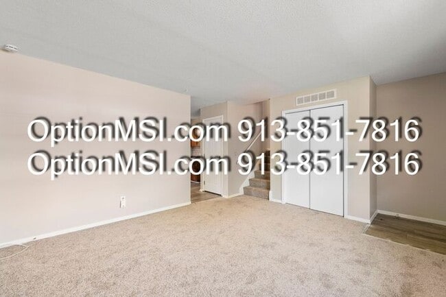 Building Photo - Affordable JOCO duplex~