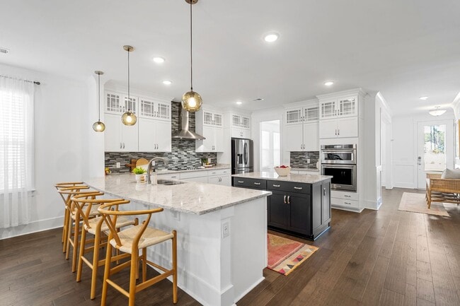 Building Photo - Better than new 4 bedroom + office on larg...