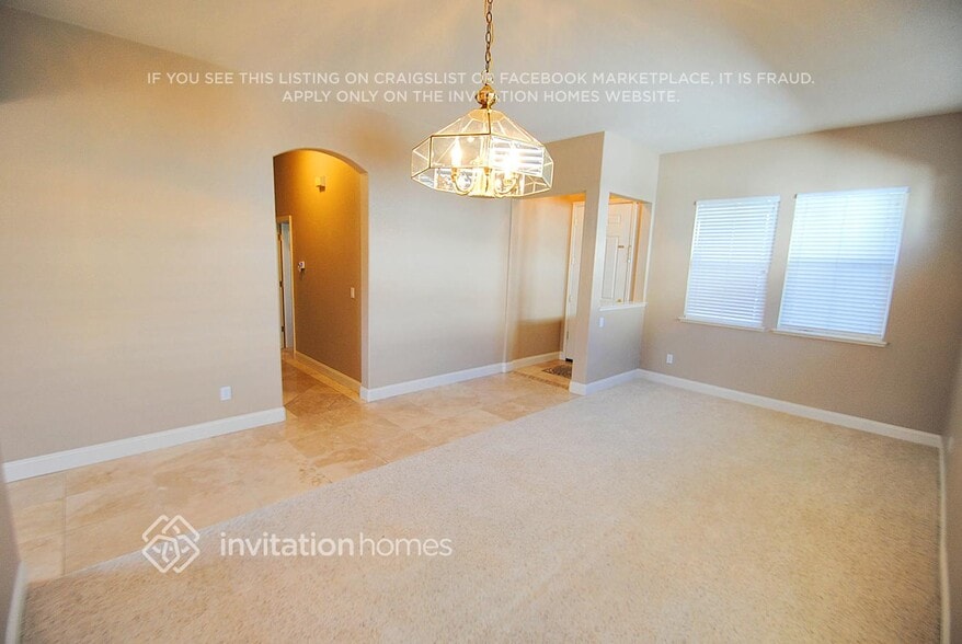 Building Photo - 691 Aspen Meadows Way