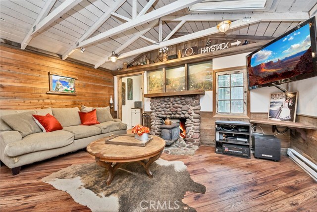 Building Photo - 20571 Sycamore Dr