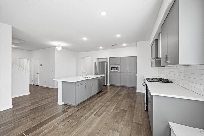 Building Photo - 804 Saratoga Rd