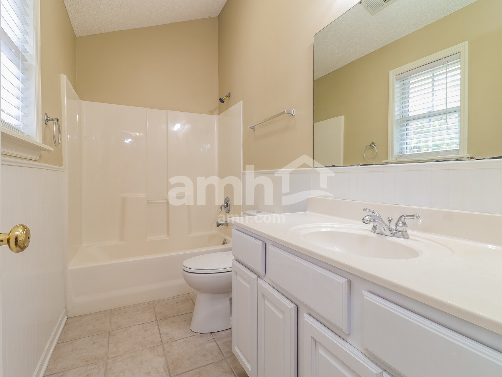 Building Photo - 44 Westminister Pl