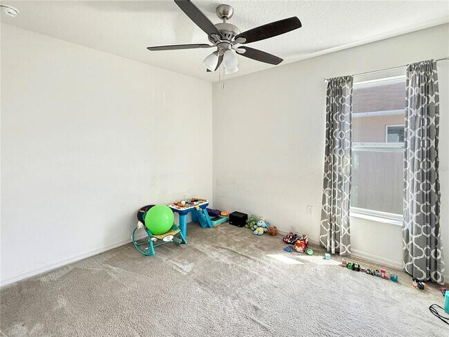 Building Photo - 4668 Glencrest Loop