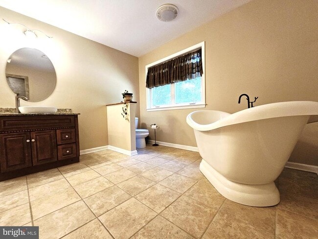 Building Photo - 5641 Scottish Highlands Cir