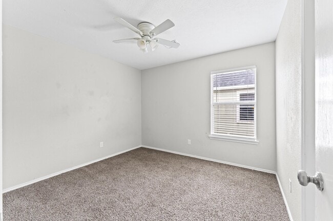 Building Photo - 7642 Appleberry Dr