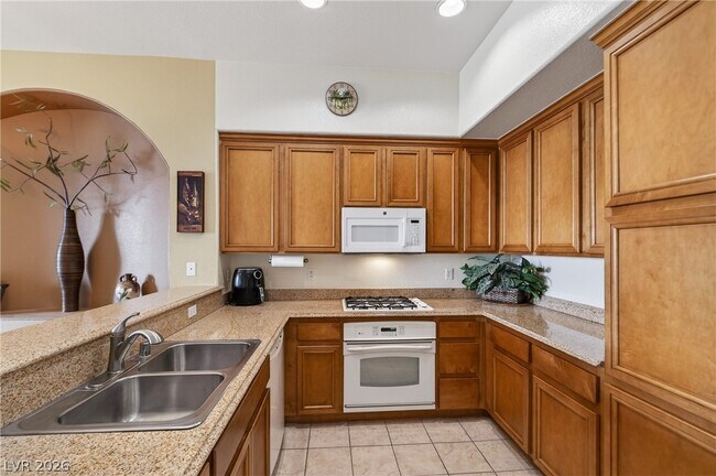 Building Photo - 62 E Serene Ave