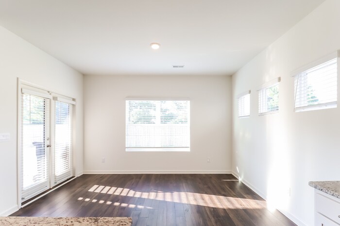 Building Photo - 5611 Timber Leaf Lp