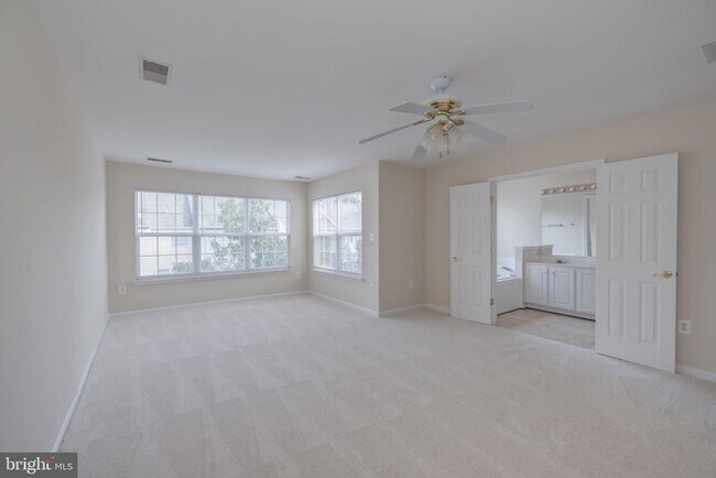 Building Photo - 6144 Cilantro Dr