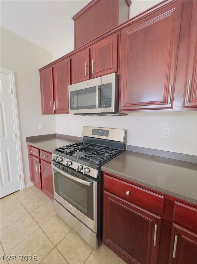 Building Photo - 6255 W Arby Ave