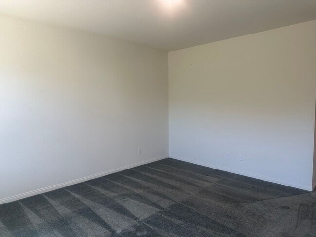 Building Photo - 4 Bed/2Bath, Solar Single-Story Home in Hidden Hills, Menifee