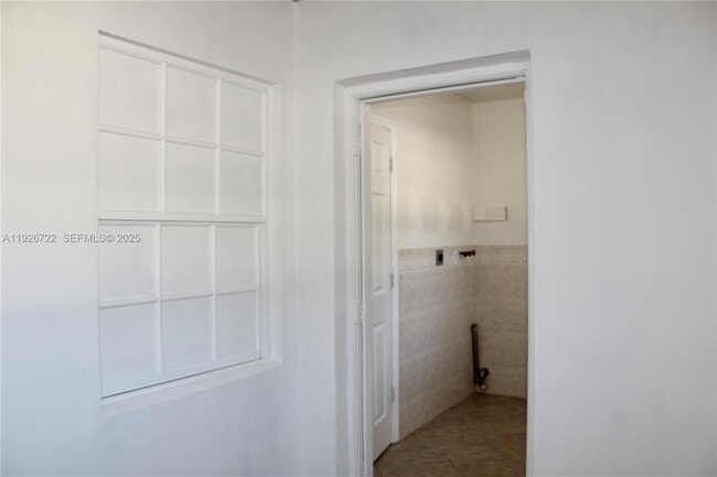 Building Photo - 300 SW 8th St